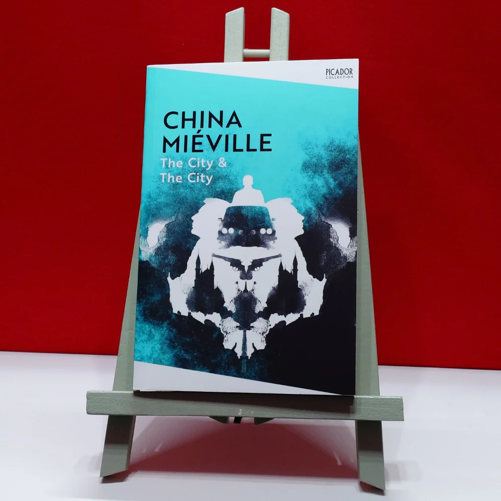 &lsquo;The City & the City&rsquo; by China Miéville